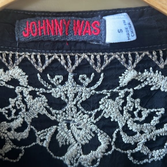 Johnny Was Meadow Embroidered Longline Tunic Blouse. Long Sleeve Black Roomy S - Picture 3 of 11